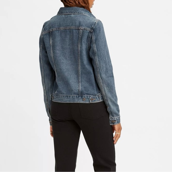 Levi’s ORIGINAL TRUCKER JACKET Soft As Butter Medium Wash blue Women Size M - Picture 4 of 16